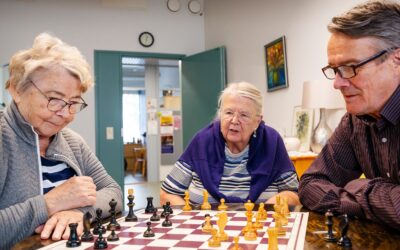 Vanhuus on elämänvaihe, ei kuoleman odotushuone